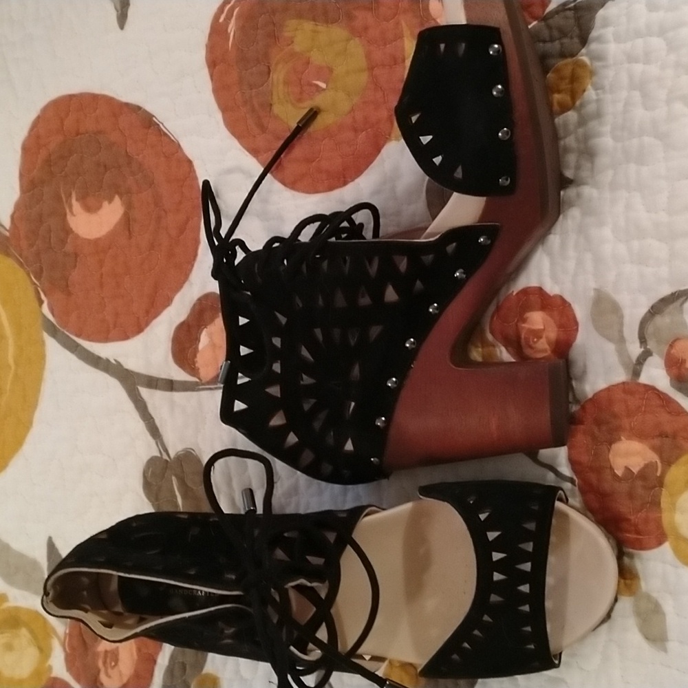 Jambu black size 8 platform women shoes